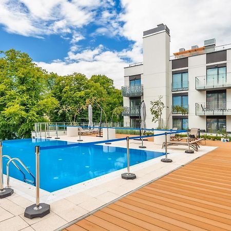 Apartamenty Sun & Snow Nadmorskie Tarasy Z Basenem Kolobrzeg Dış mekan fotoğraf