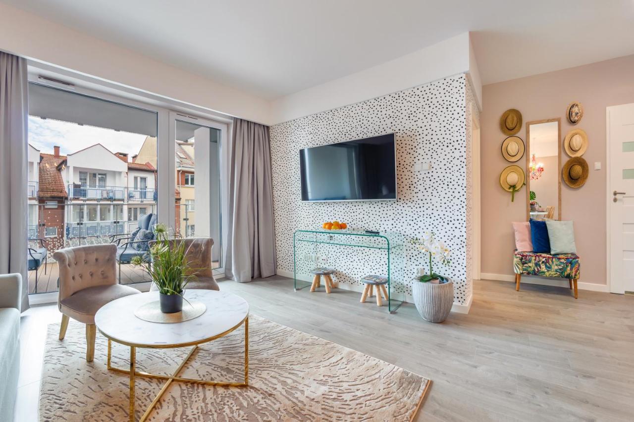 Apartamenty Sun & Snow Nadmorskie Tarasy Z Basenem Kolobrzeg Dış mekan fotoğraf