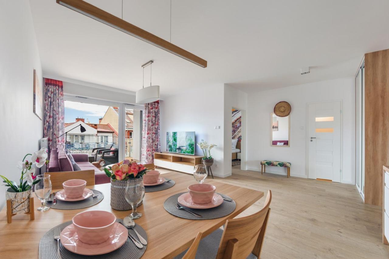 Apartamenty Sun & Snow Nadmorskie Tarasy Z Basenem Kolobrzeg Dış mekan fotoğraf
