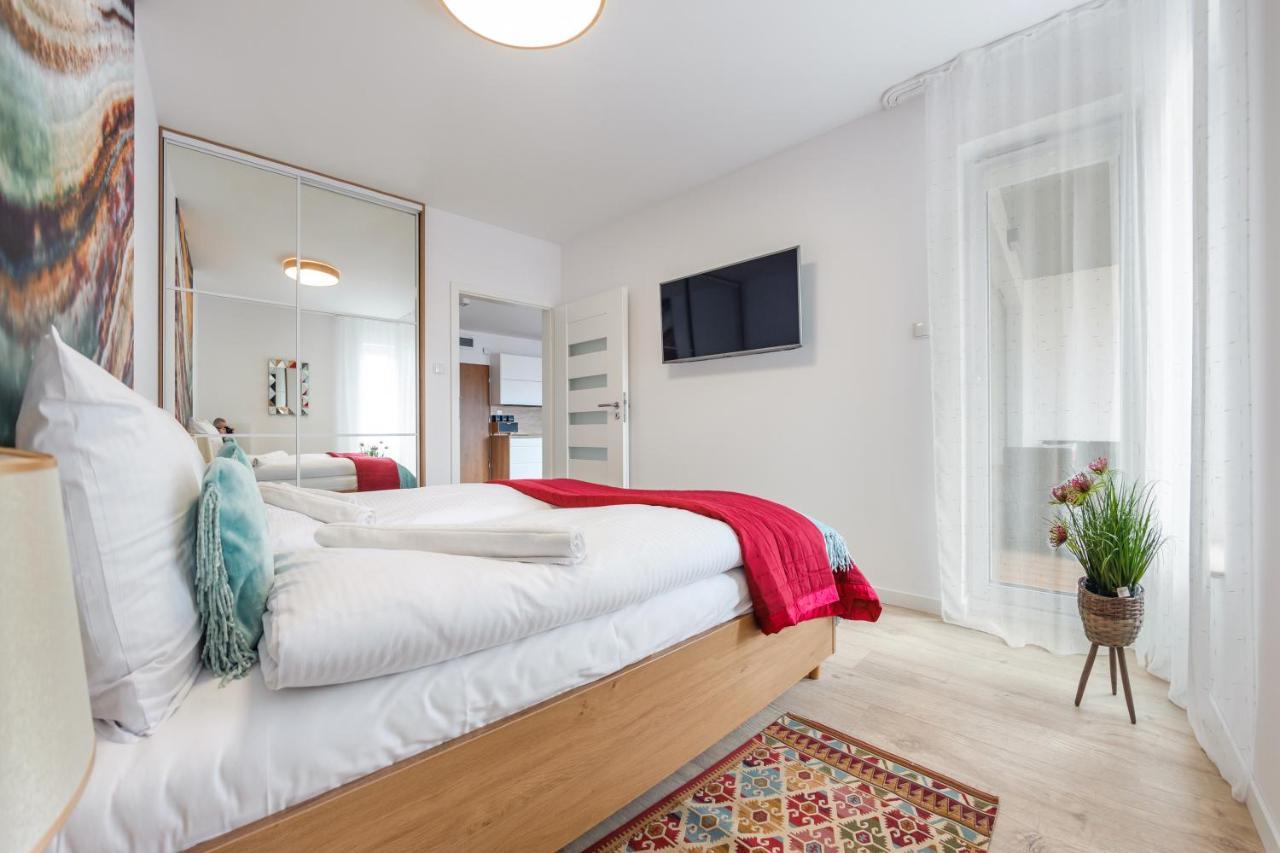 Apartamenty Sun & Snow Nadmorskie Tarasy Z Basenem Kolobrzeg Dış mekan fotoğraf
