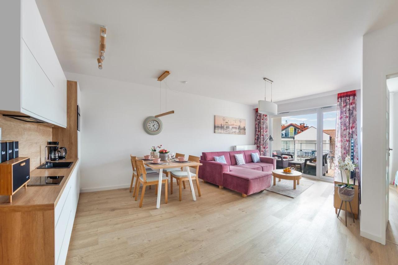 Apartamenty Sun & Snow Nadmorskie Tarasy Z Basenem Kolobrzeg Dış mekan fotoğraf