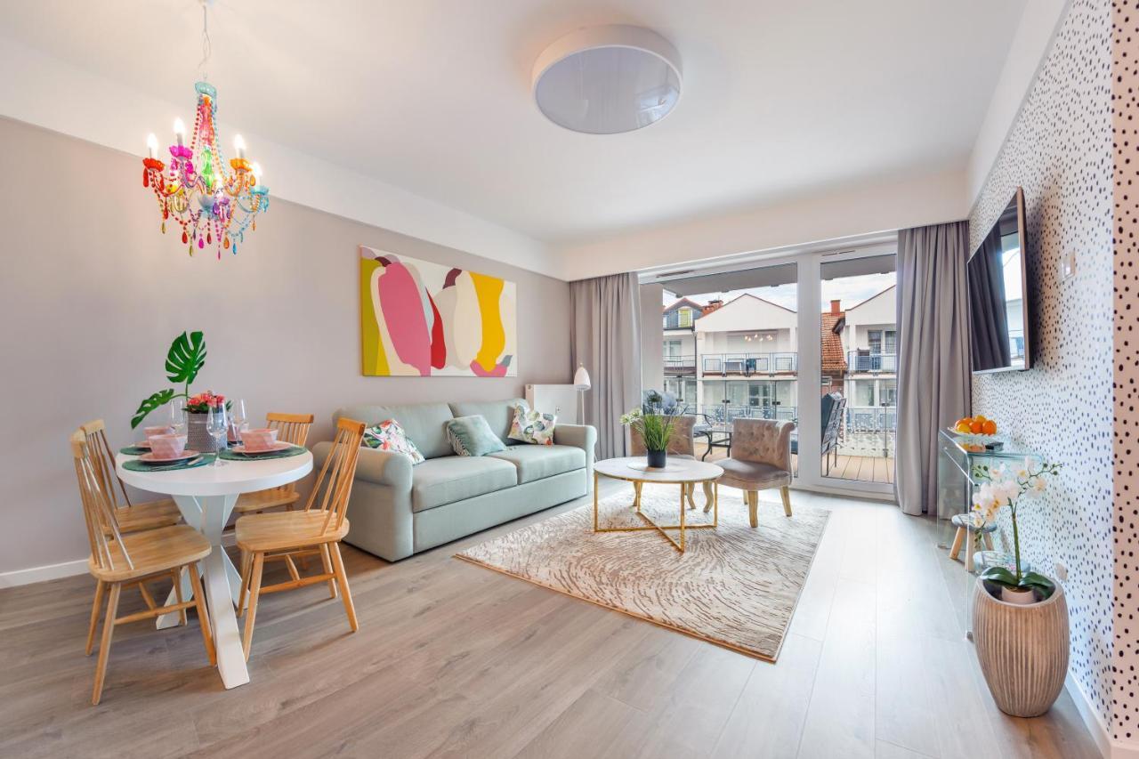 Apartamenty Sun & Snow Nadmorskie Tarasy Z Basenem Kolobrzeg Dış mekan fotoğraf