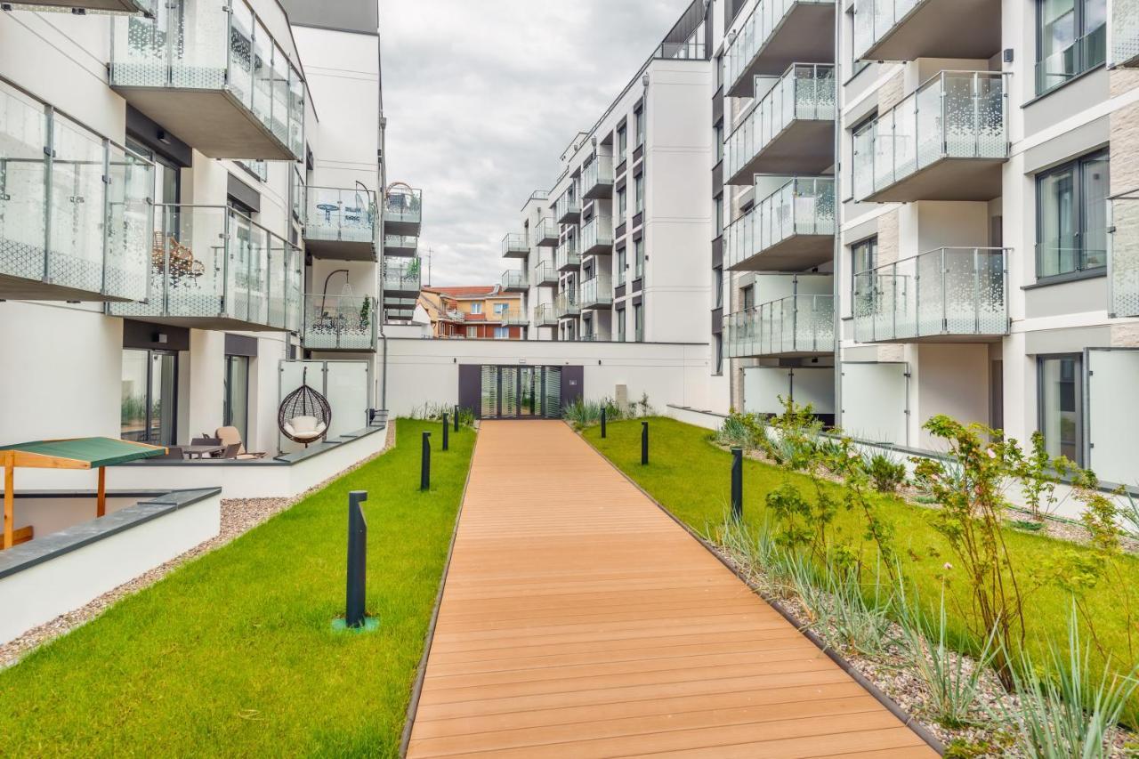 Apartamenty Sun & Snow Nadmorskie Tarasy Z Basenem Kolobrzeg Dış mekan fotoğraf